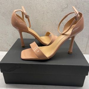 Tony Bianco, Nude patent leather heel